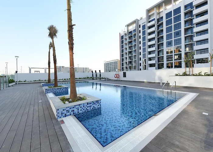 Chic Modern Minimalist 1Br At Azizi Riviera