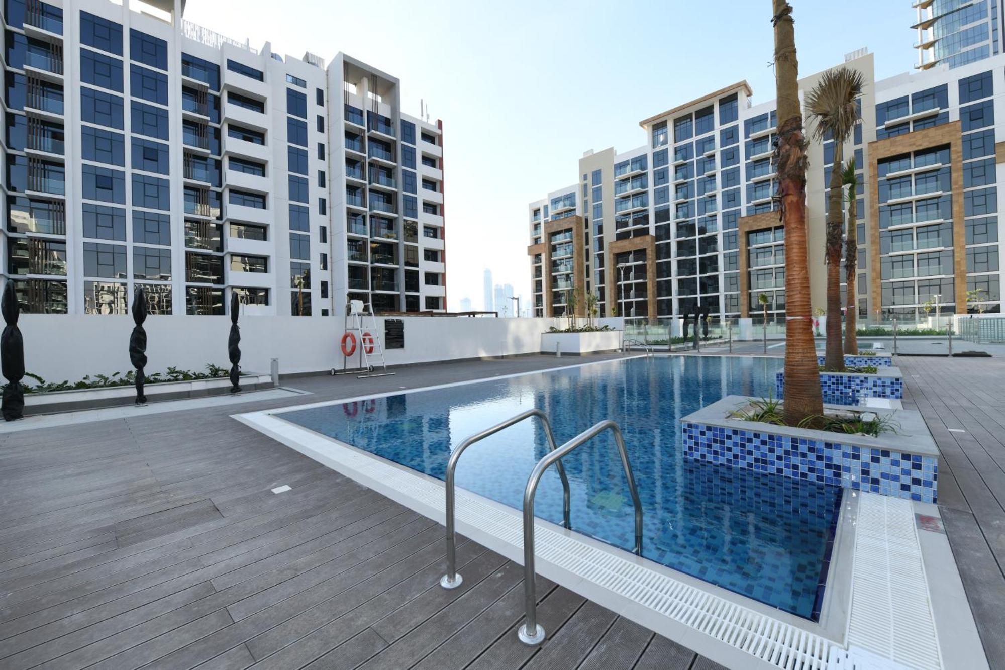 Chic Modern Minimalist 1br At Azizi Riviera Dubai